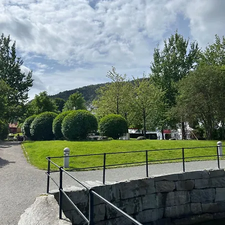 Апартаменти Sentral Leilighet, *